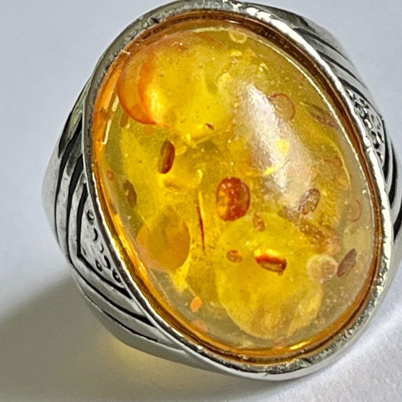 Vintage Honey Amber Cocktail Ring Size 8 Yellow Simulated Acrylic Silver Plated - Picture 2 of 11